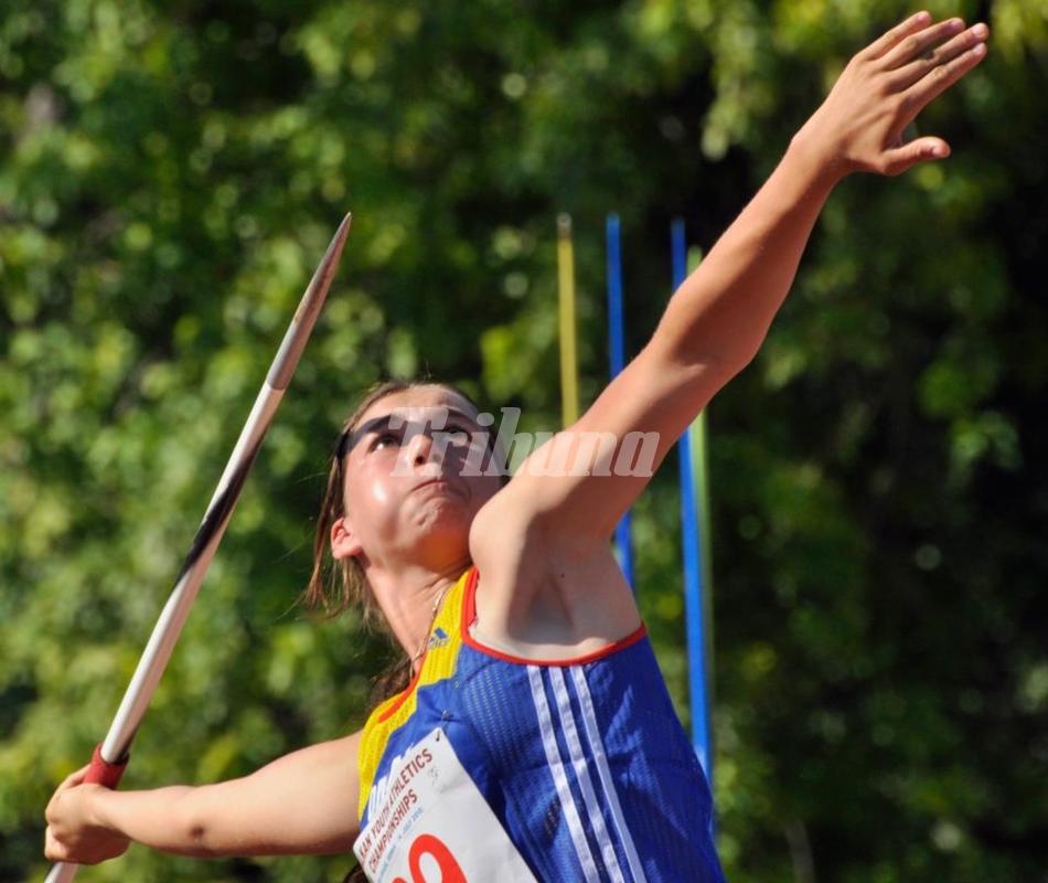 Andreea Necşoiu, cea mai bună sportivă a CSŞ Şoimii în 2014
