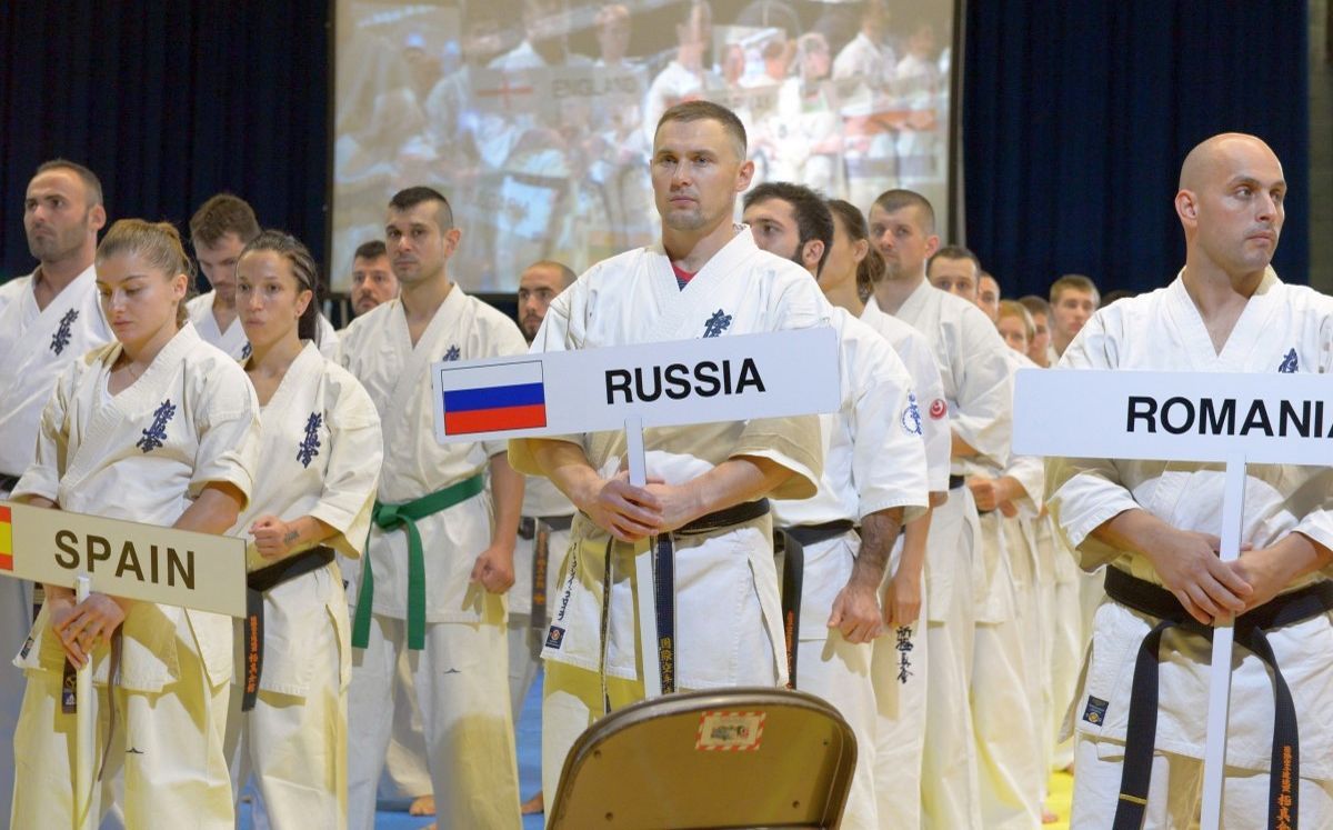 Campionatul Mondial de Karate Kyokushin: Peste 400 de luptători iau cu asalt Sibiul