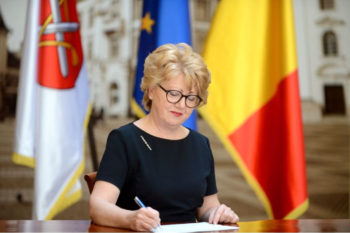 Primarul Astrid Fodor a semnat pe lista de susținere a inițiativei „Fără penali în funcții publice”