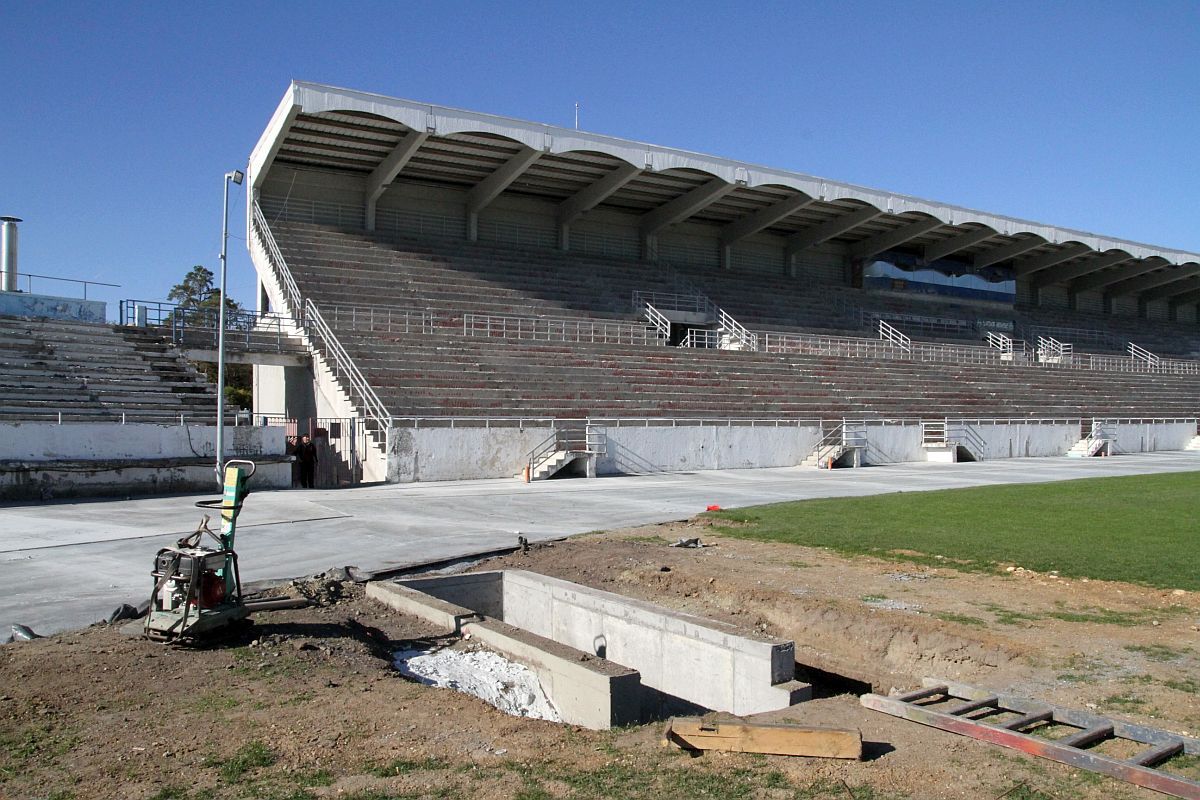 Stadionul ”Municipal”: Primăria a ales între rezilierea contractului cu constructorul care a câștigat licitația și decalarea lucrărilor. Noul termen: 15 martie 2019!