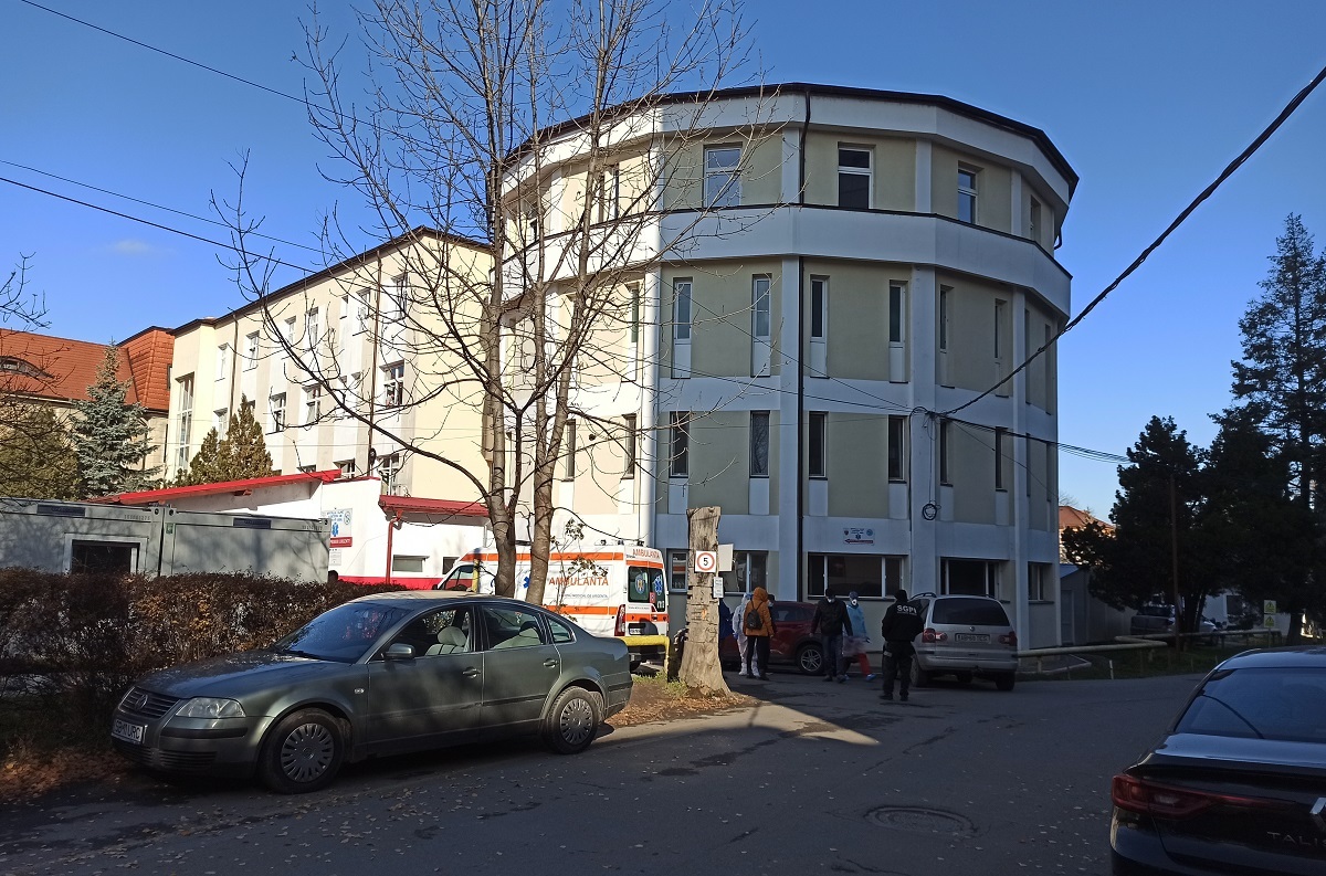 Dosar penal pentru omor la Spitalul din Sibiu. Fost angajat ATI: „Oamenii se omoară. Și eu am omorât”. Cum explică șeful ATI situația. Ministrul Sănătății trimite Corpul de Control la Sibiu