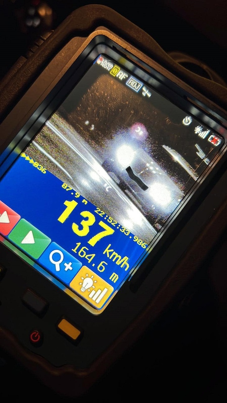 Sibian surprins de radar circulând cu viteză de autostradă, pe Șoseaua Alba Iulia