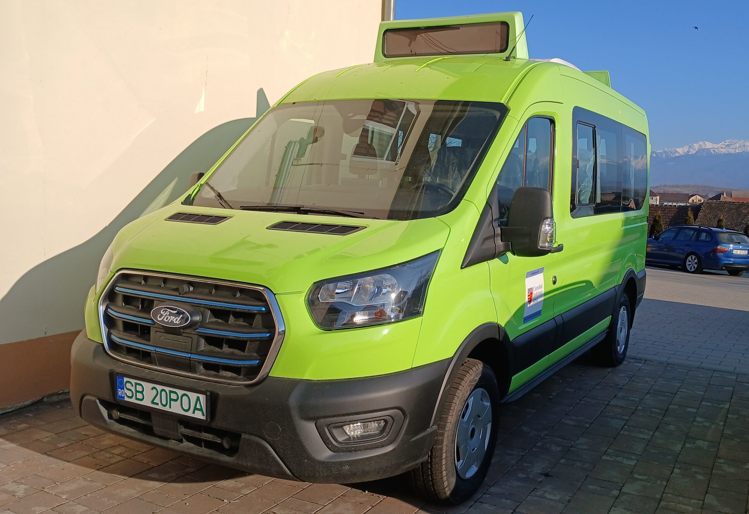 Microbuzul verde e de mare folos pentru elevii Liceului Teoretic „Gheorghe Lazăr” Avrig