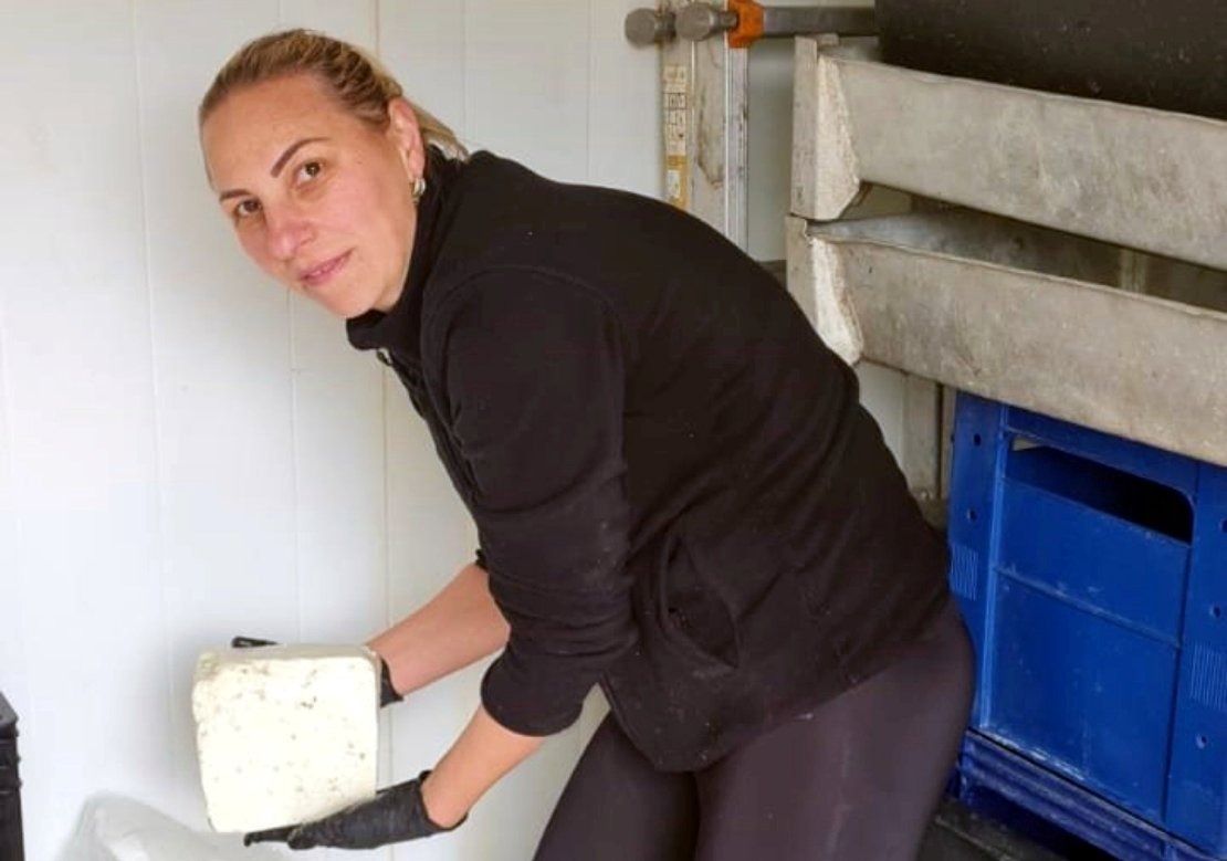 Ferma Sabău–Bucur aduce la Sibiu brânzeturi făcute ca odinioară