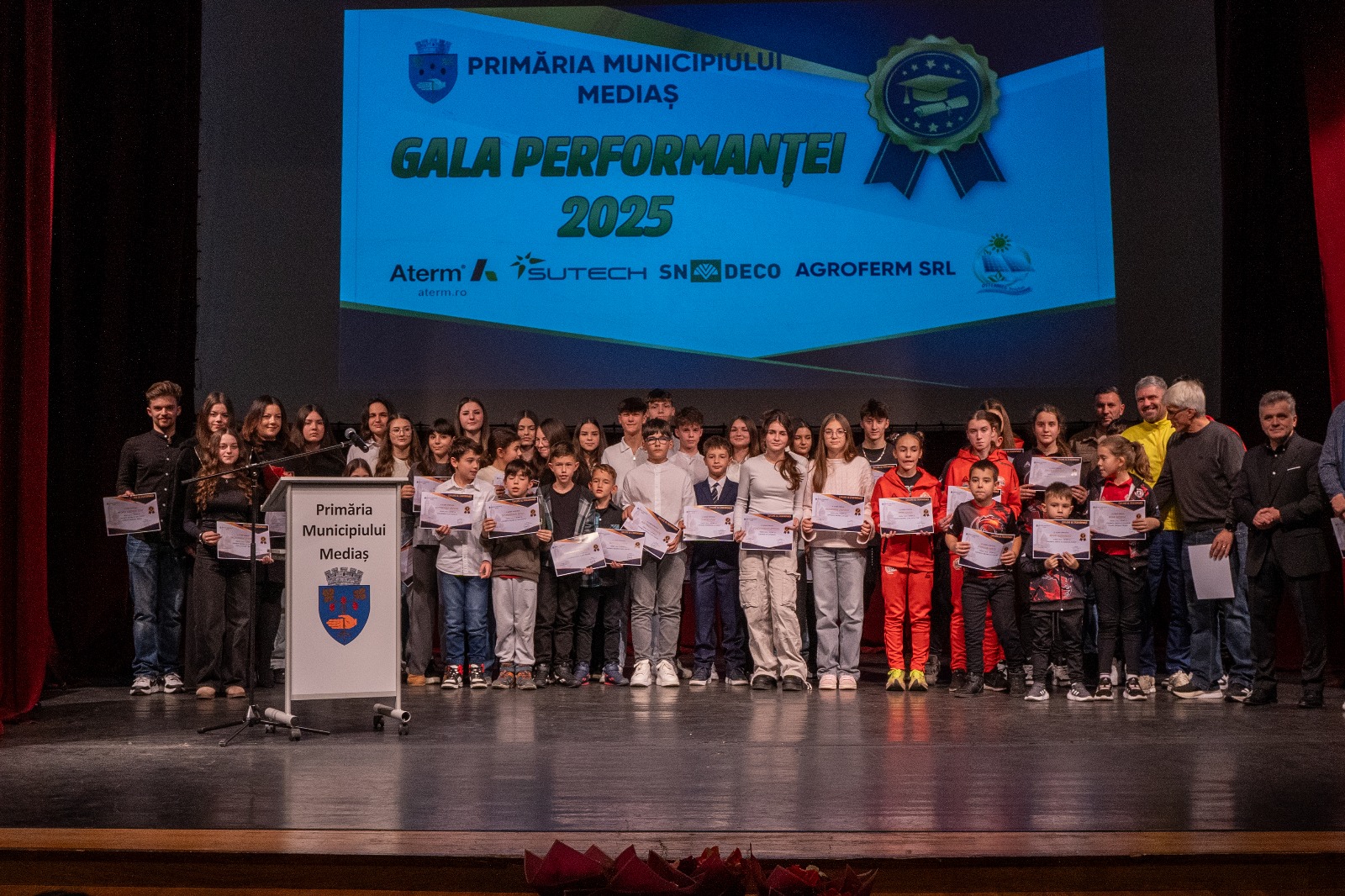 Mediașul și-a premiat cei mai buni elevi, la „Gala Performanței”