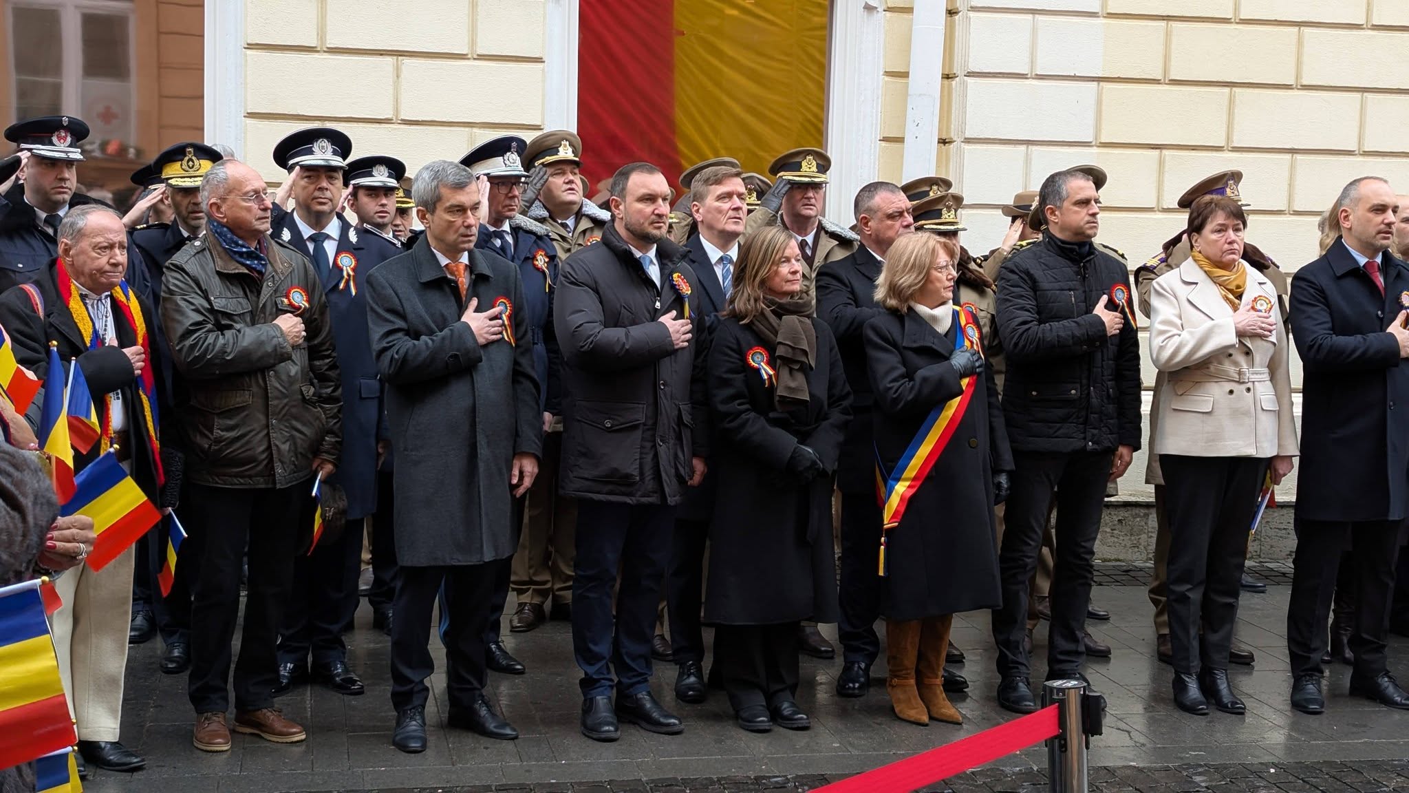Conducerea Consiliului Județean Sibiu a onorat eroii Marii Uniri
