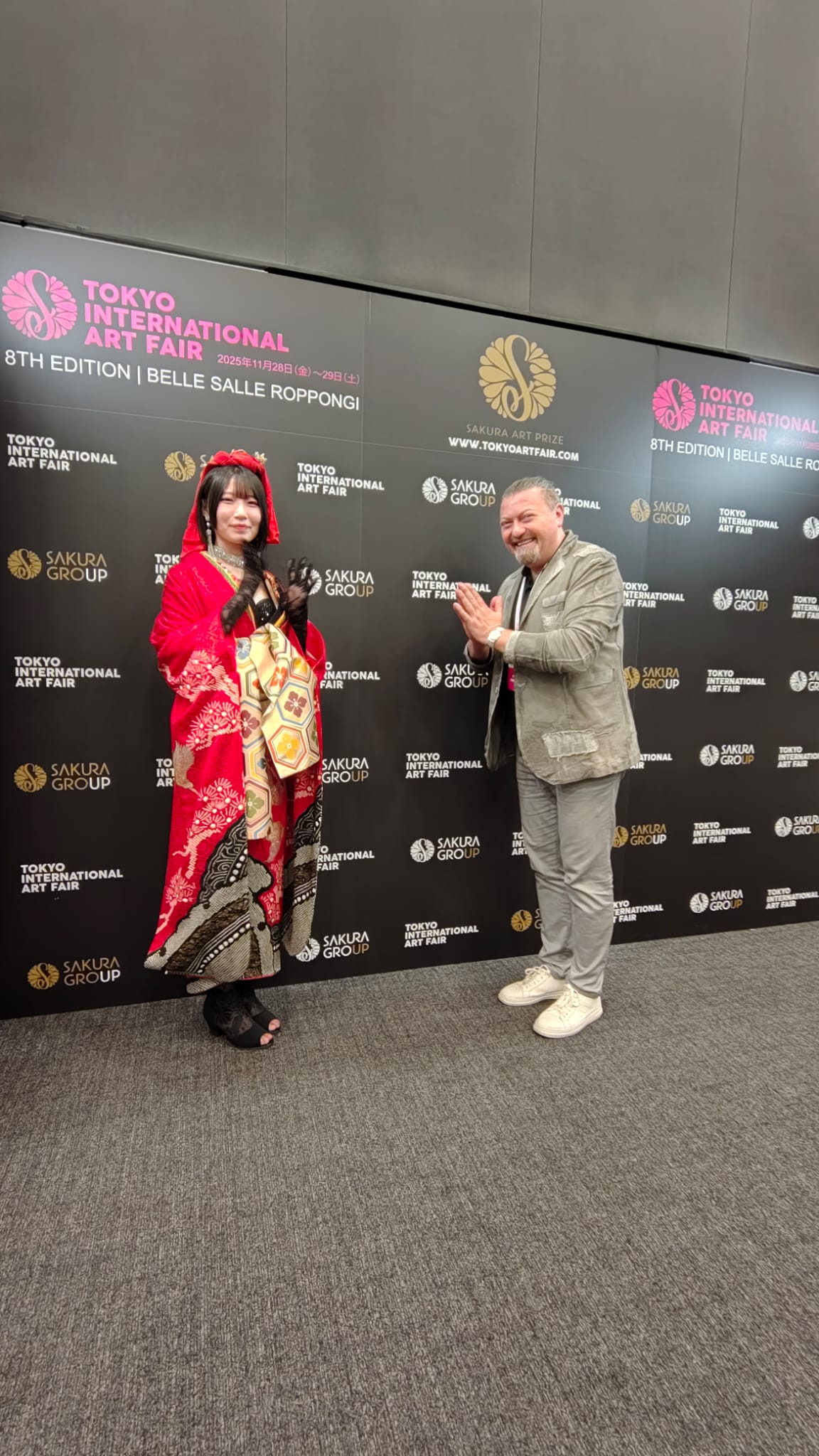 Un absolvent al Universității „Lucian Blaga”, singurul reprezentant al României la Tokyo International Art Fair