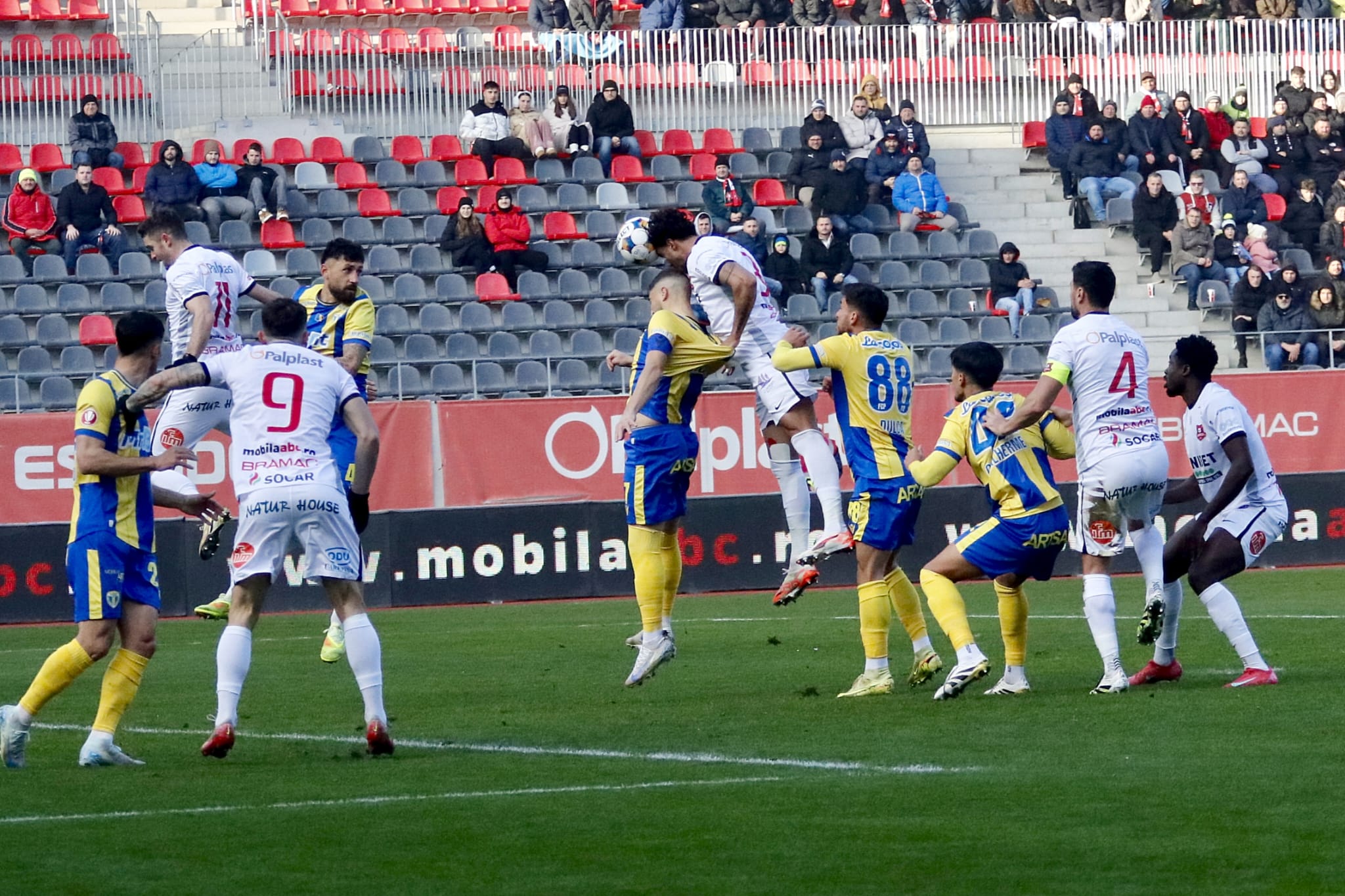 Cinci meciuri în 17 zile pentru FC Hermannstadt. Patru în campionat, unul în Cupa României