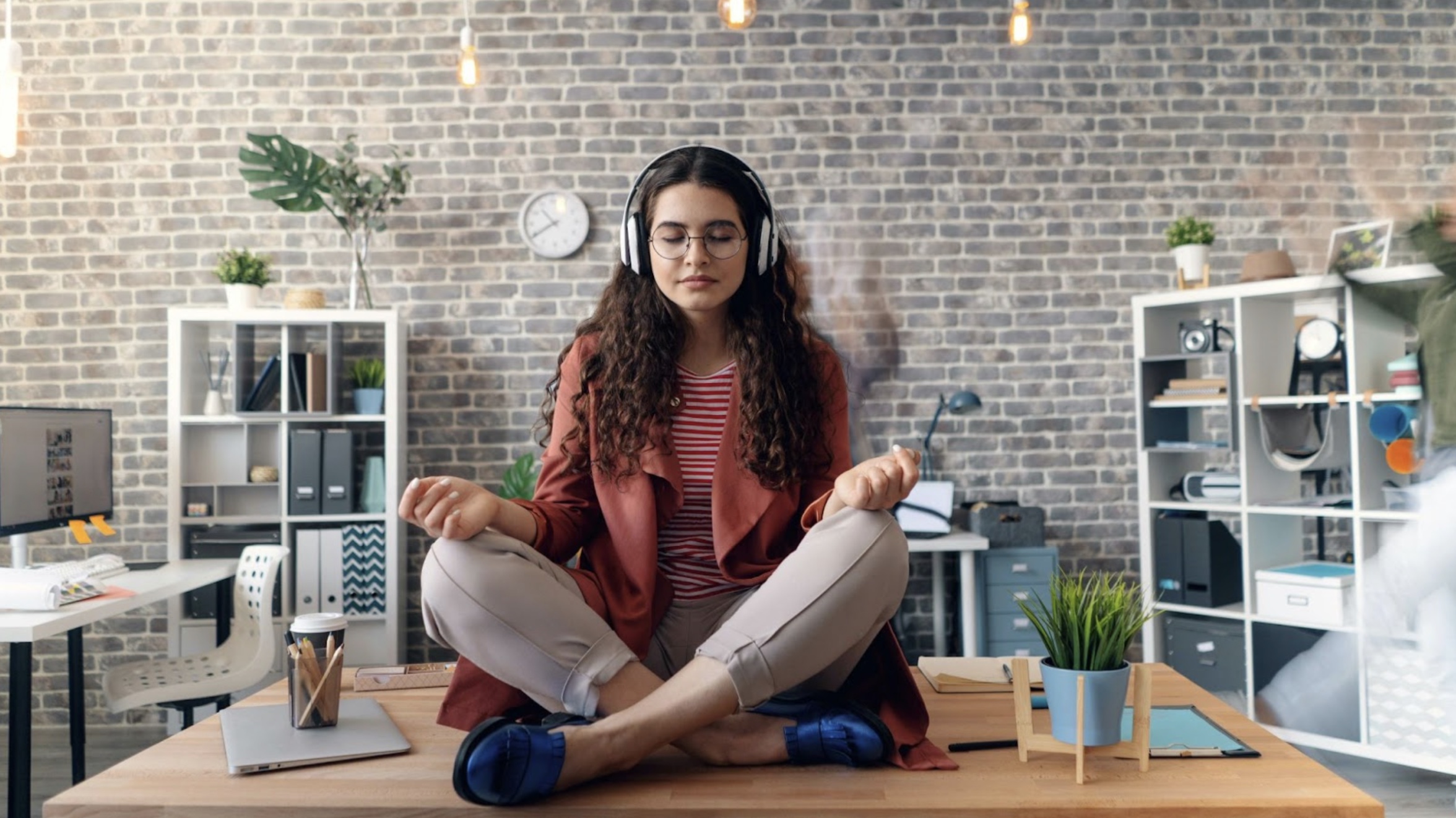 Ritm, control și reacție în jocurile interactive online