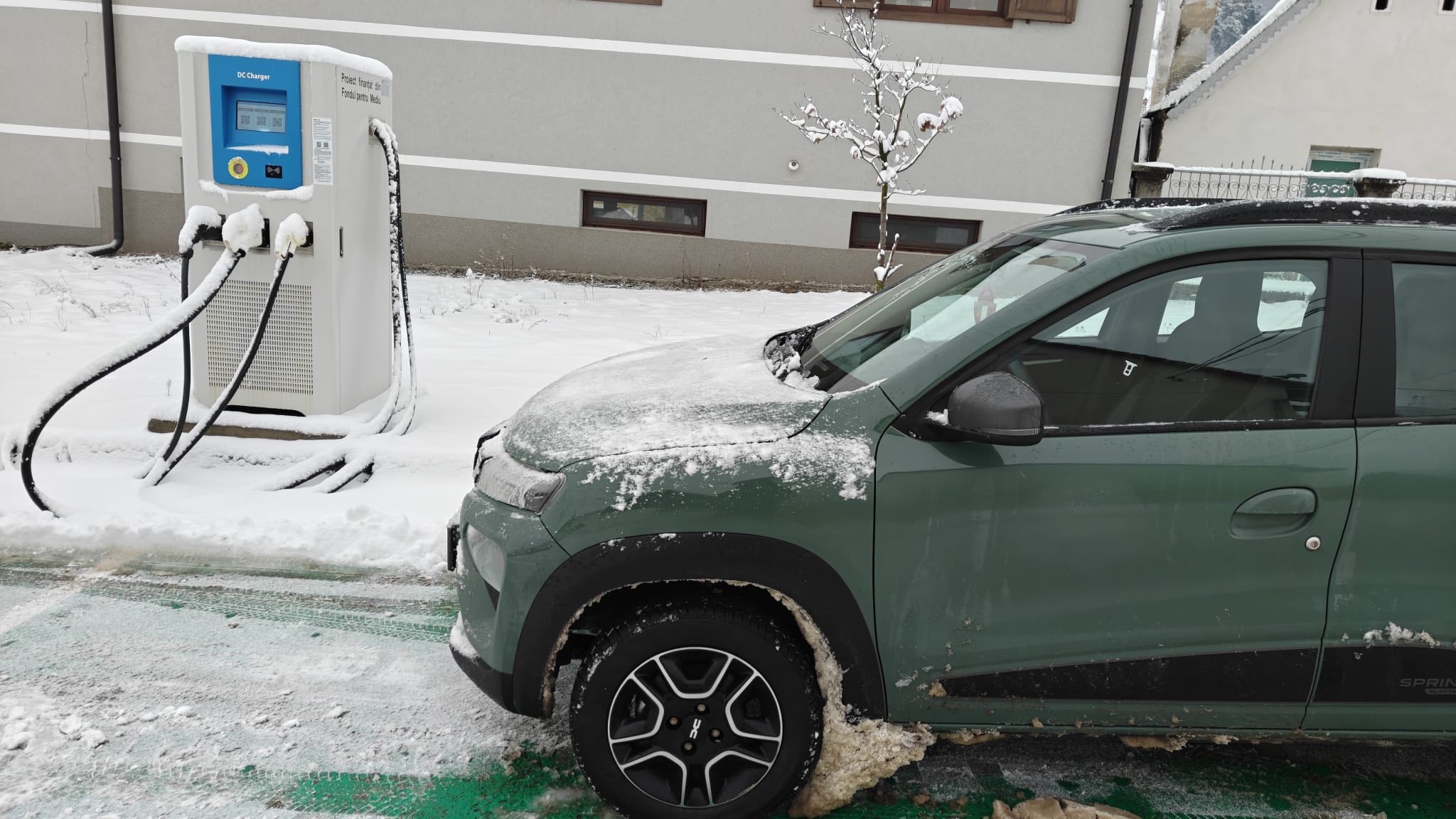 Rețeaua publică de stații de încărcare pentru mașini electrice și hibrid se extinde în Turnu Roșu și Sebeșu de Jos