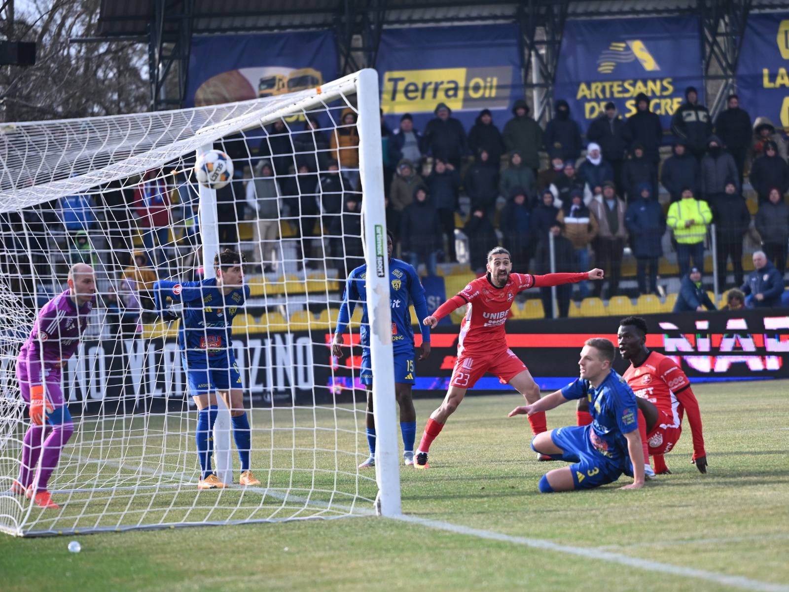 De câte puncte crede Dorinel Munteanu că are nevoie FC Hermannstadt pentru a prinde locul 12. Ce jucători lipsesc cu Slobozia