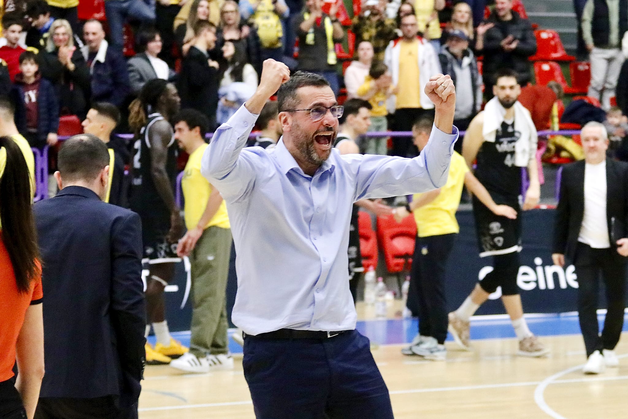 Dan Fleşeriu: “E un campionat foarte echilibrat, cum n-a mai fost în ultimii mulţi ani. Munca de la juniori dă rezultate”