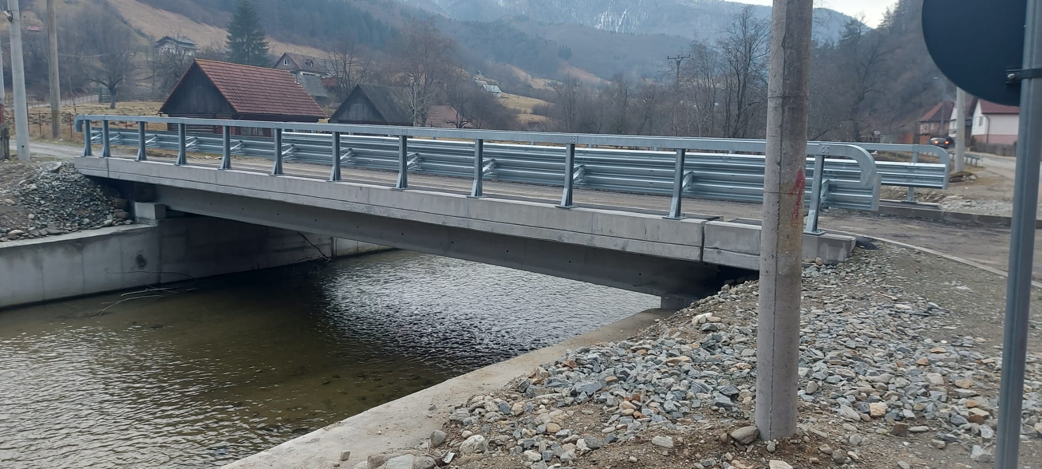 Râu Sadului: Aproape 12 milioane de lei pentru asfaltarea străzilor