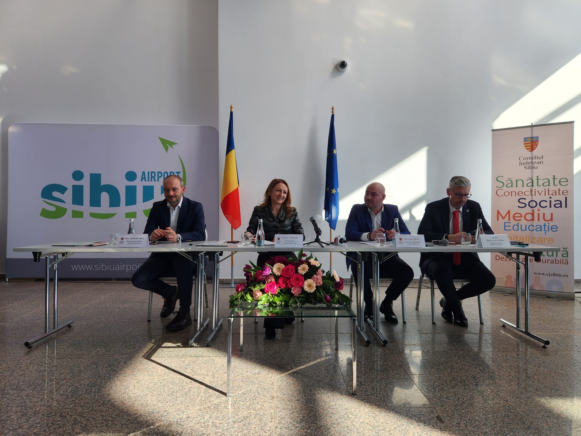Consilierii județeni, convocați la Aeroport. Unde și când s-au mai organizat ședințe în deplasare