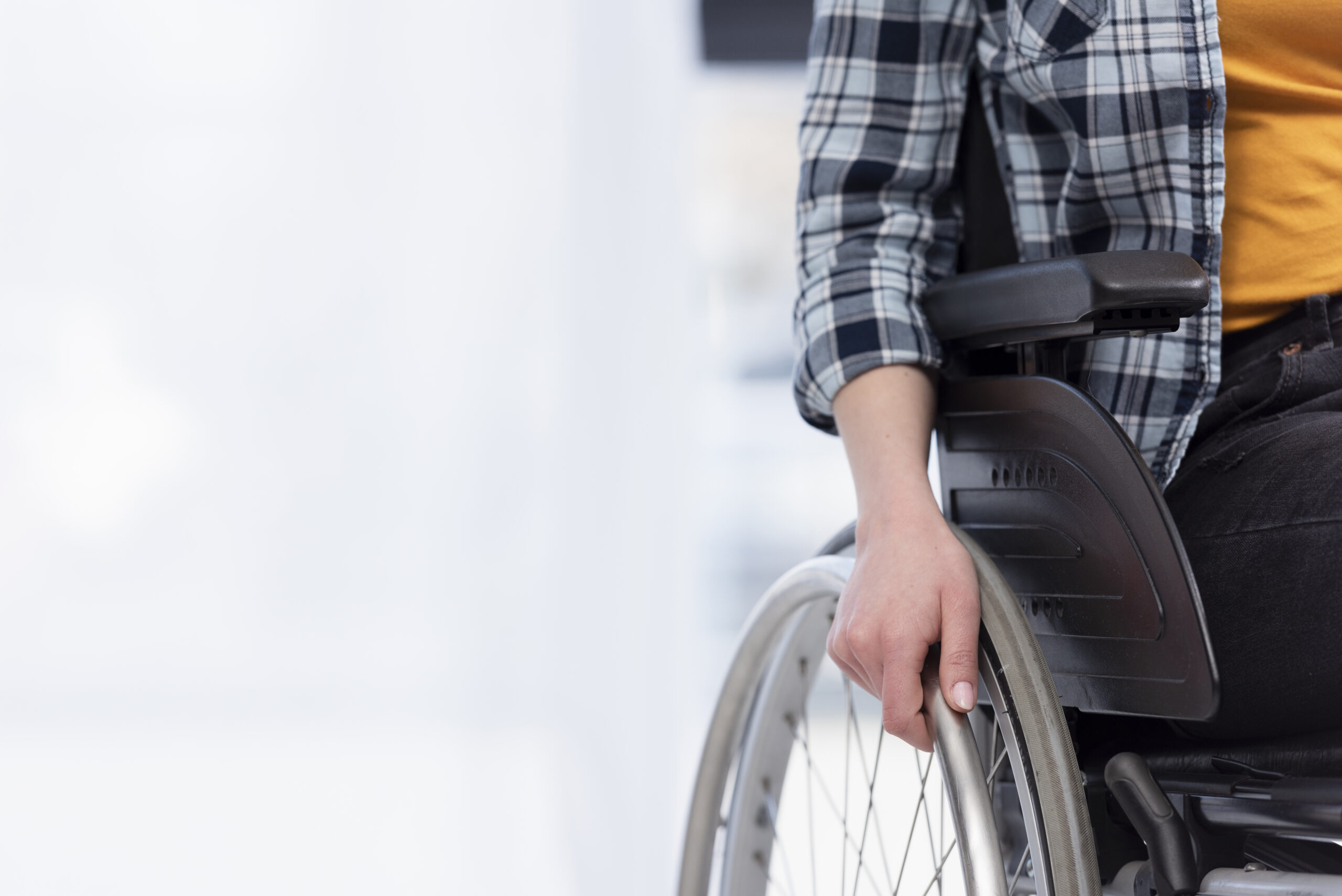 Analiză Tribuna: 16.679 de persoane cu handicap în județul Sibiu. Peste 5.000 de certificate, eliberate în 2025