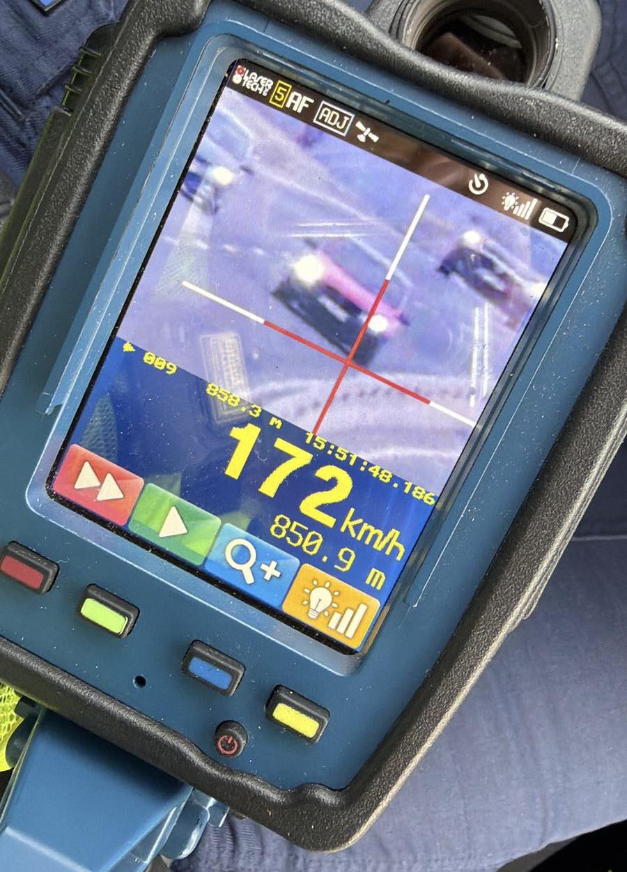 Tânăr din Sibiu prins cu 172 km/h pe DN1. A rămas fără permis pentru patru luni