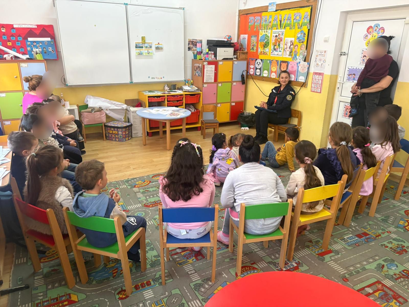 Polițiștii sibieni au desfășurat acțiuni pentru siguranța elevilor din Agnita