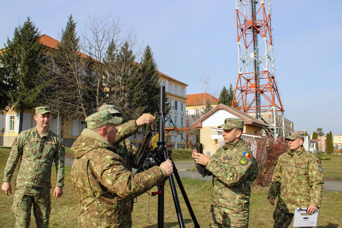 Exercițiu național de comunicații militare și apărare cibernetică, INTEGRATOR 26.04, desfășurat la Sibiu