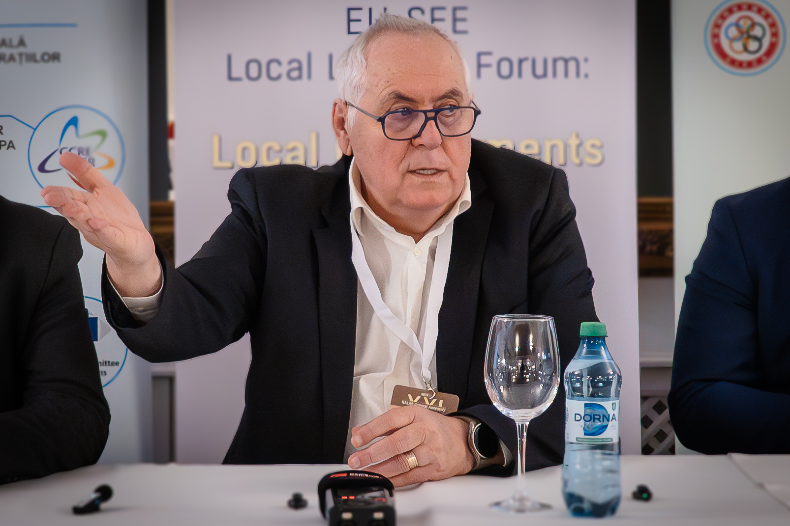 Emil Drăghici (AcoR) la Sibiu: „Deputaţii şi senatorii care au votat bugetul au primit mită politică”