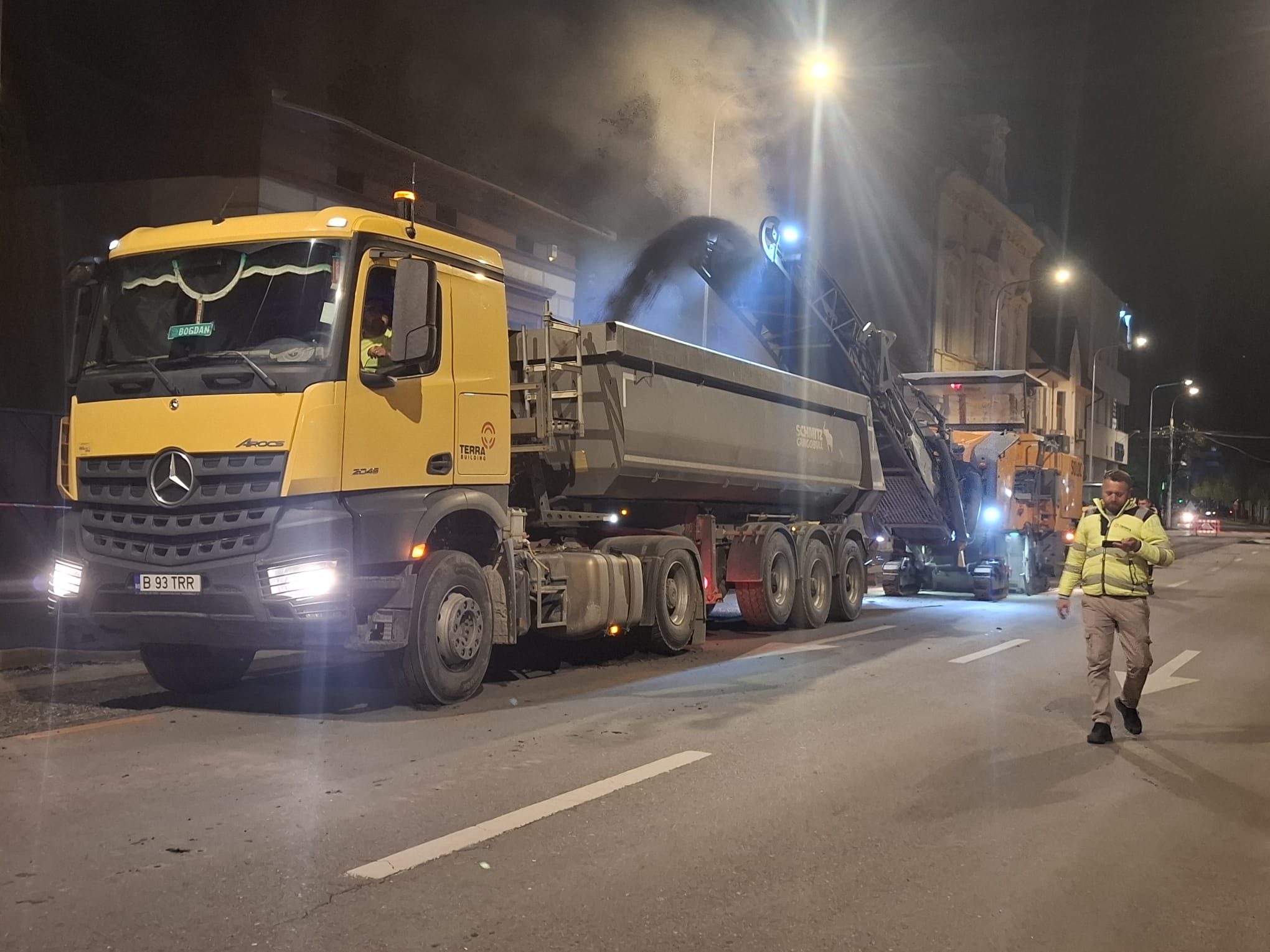 Bulevardul Victoriei se închide pe timp de noapte pentru asfaltare