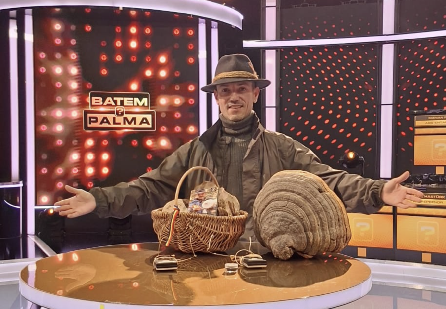 Un sibian duce pasiunea pentru ciuperci pe scena Pro TV. Florin Bustan: ,,Visul meu este să fac un muzeu al ciupercilor la Sibiu”