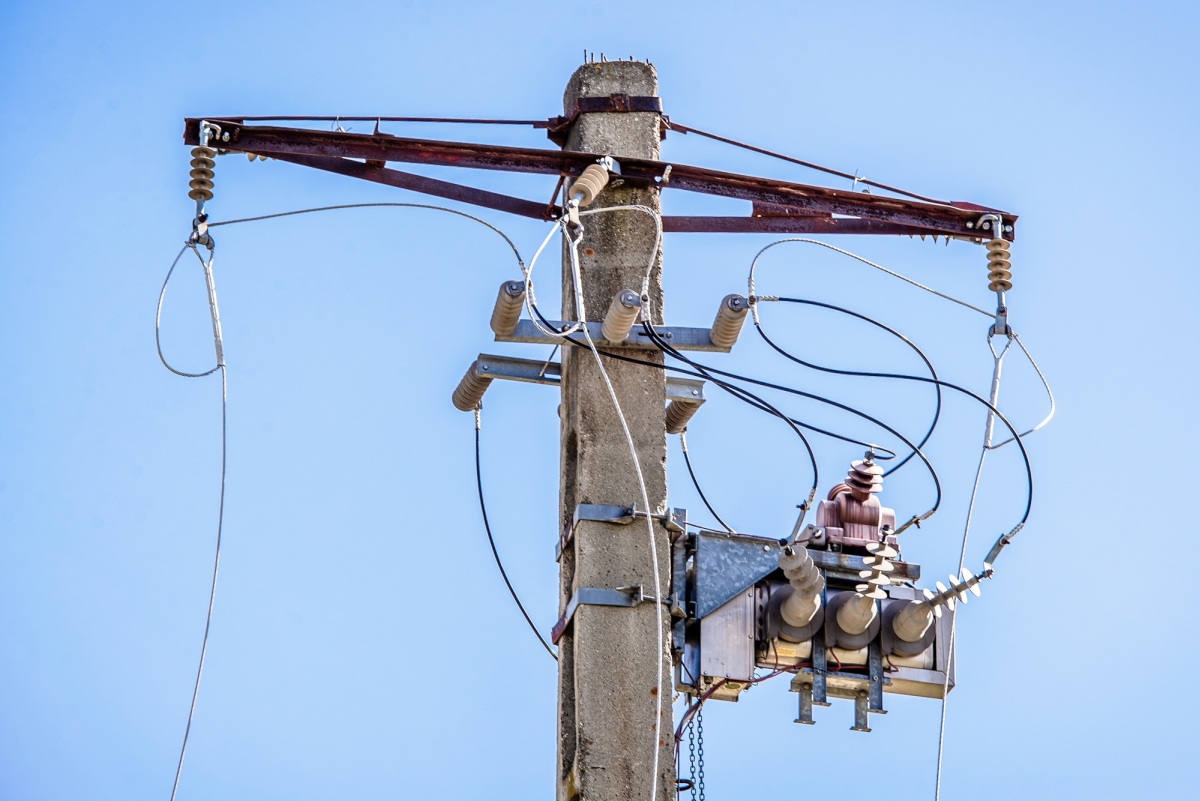 Curentul electric va fi întrerupt timp de opt ore, în întreaga localitate Rășinari