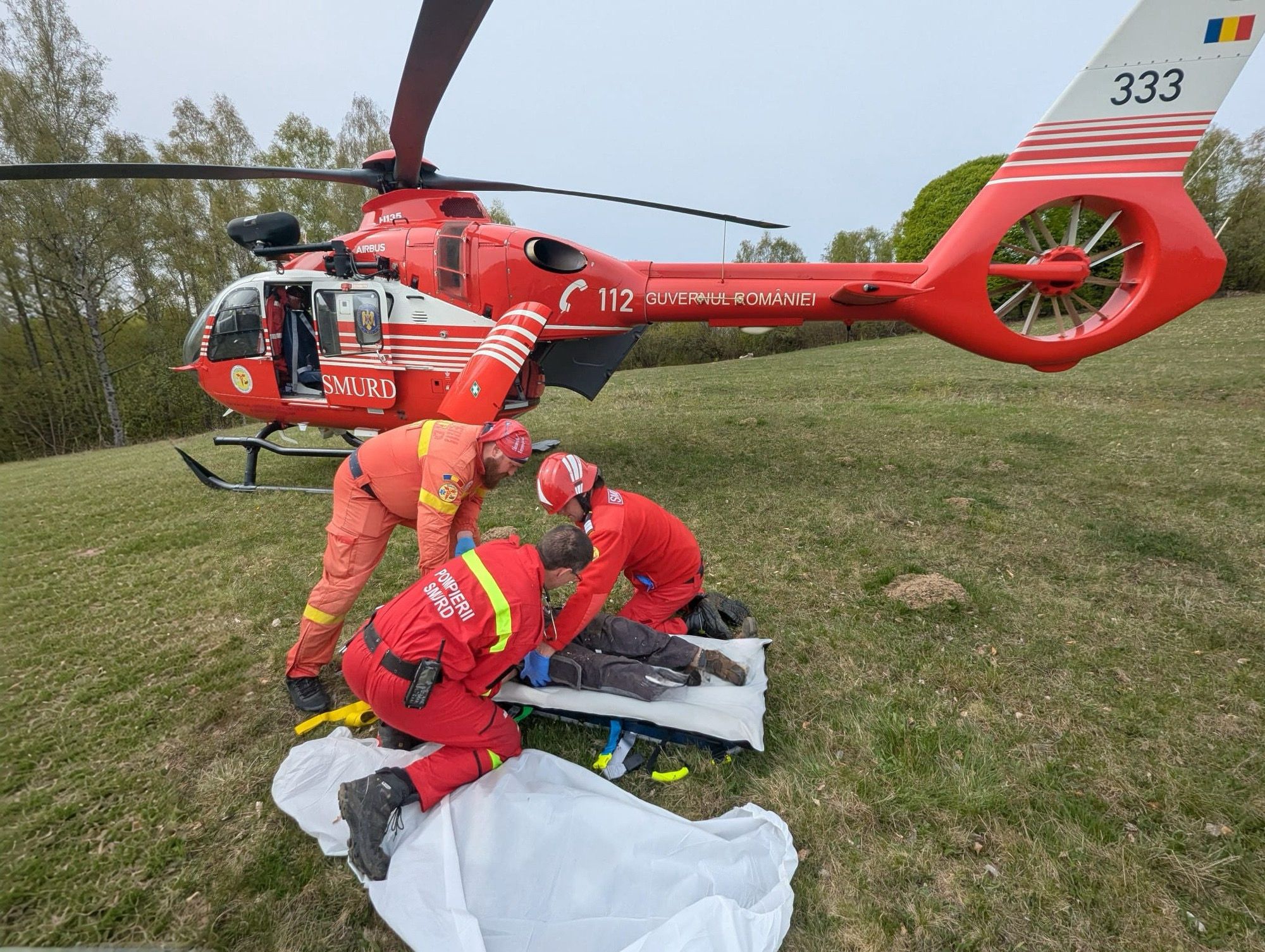 Motociclist de 30 de ani, inconștient după un accident pe DJ 106D, între Poplaca și Orlat