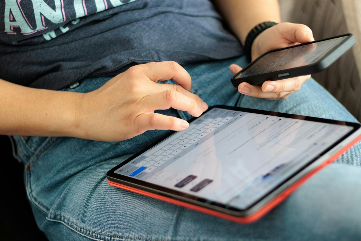 De la streaming la multitasking avansat: cum să folosești la maximum o tabletă 