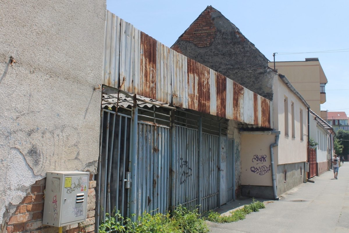 Își mai amintește cineva de „Eden”? Probabil (spre sigur) singura piață privată din Sibiu