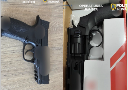 Arme deținute ilegal, descoperite la percheziții în Sibiu. Două persoane, cercetate penal