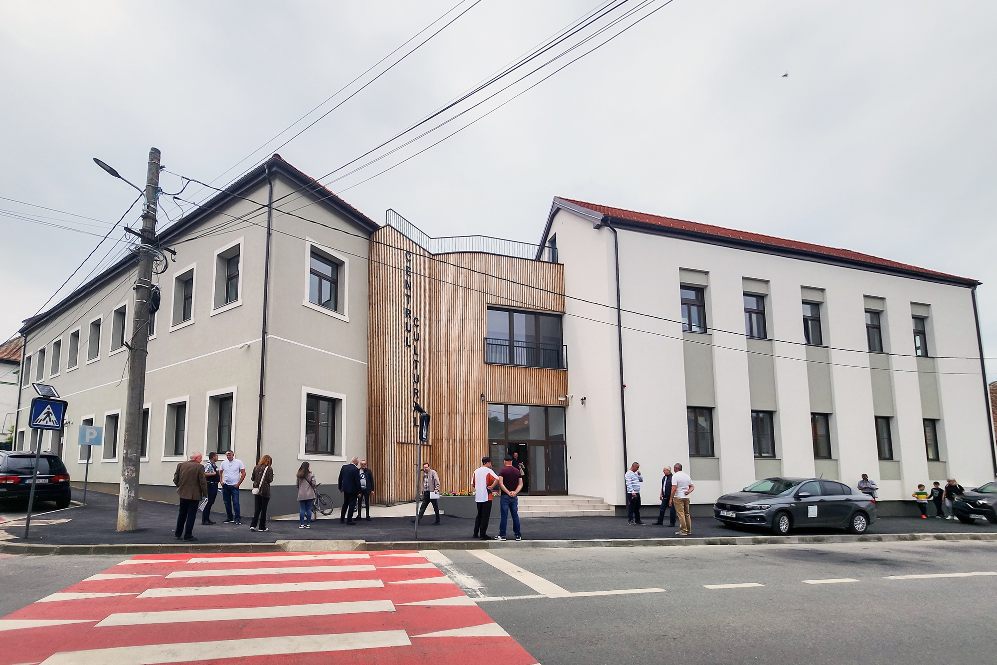 OCNA SIBIULUI: Centrul Cultural, noua „bijuterie” arhitecturală a staţiunii balneare