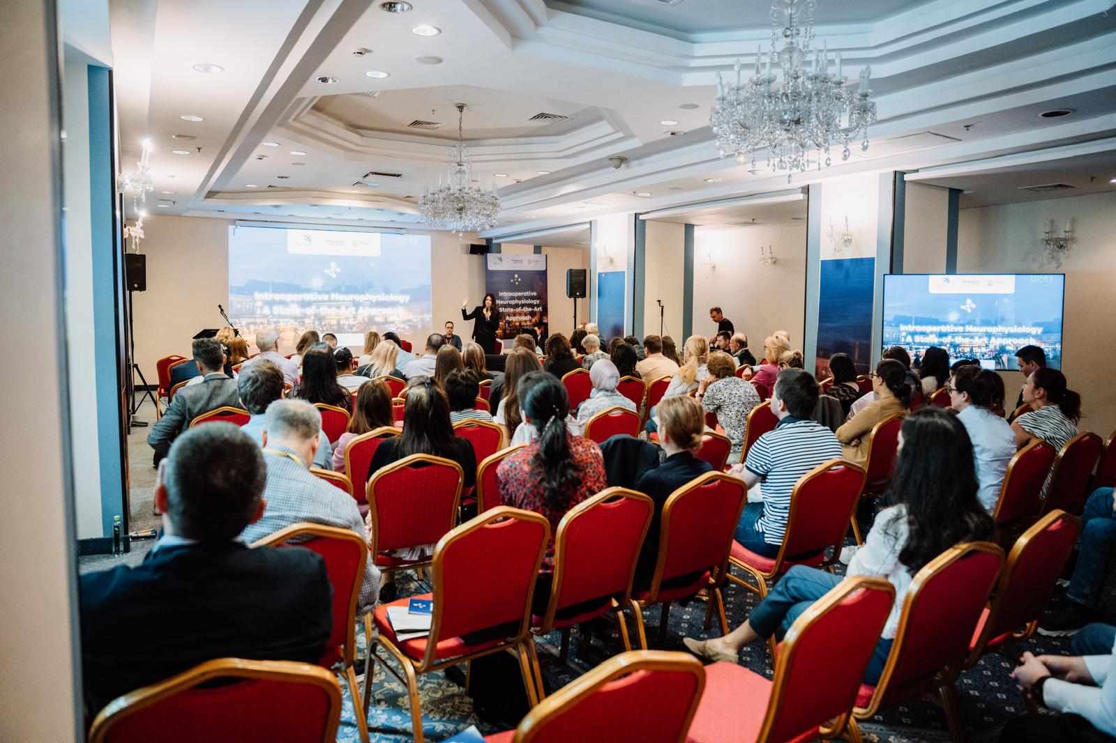 Curs internațional de neurofiziologie intraoperatorie la Sibiu. Medici din 16 țări, reuniți la MedLife Polisano