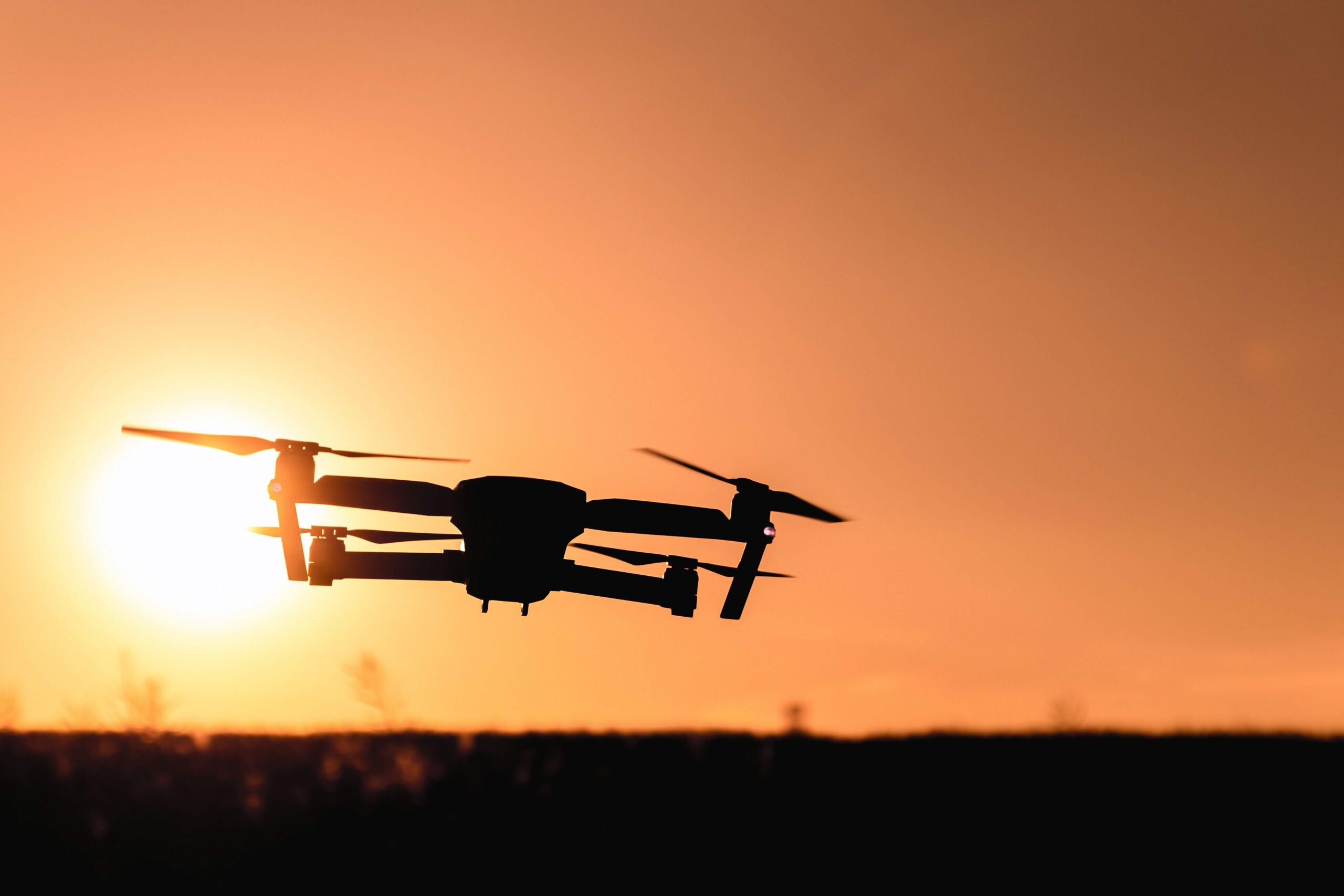 Ghid practic pentru a integra drone de transport în lanțul tău logistic în zone greu accesibile