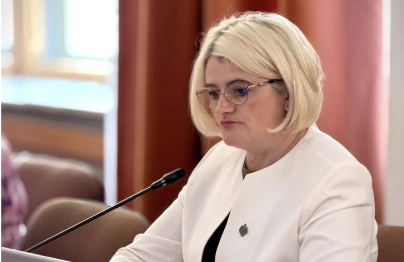 (P) SĂPTĂMÂNĂ PARLAMENTARĂ DE FOC PENTRU SENATORUL AUR DE SIBIU: PATRU ÎNTREBĂRI CĂTRE GUVERN ȘI O VOCE FERMĂ PENTRU DIASPORA