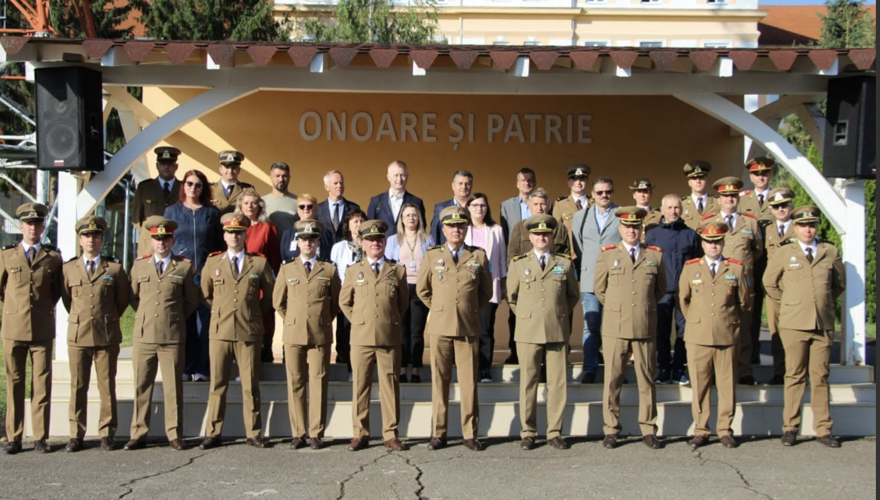 Ziua Transmisioniștilor Militari, sărbătorită la Sibiu. Elevii și cadrele militare cu rezultate deosebite au fost premiați