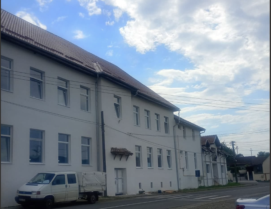 LOAMNEŞ: Investiţile administraţiei au ridicat învăţământul local