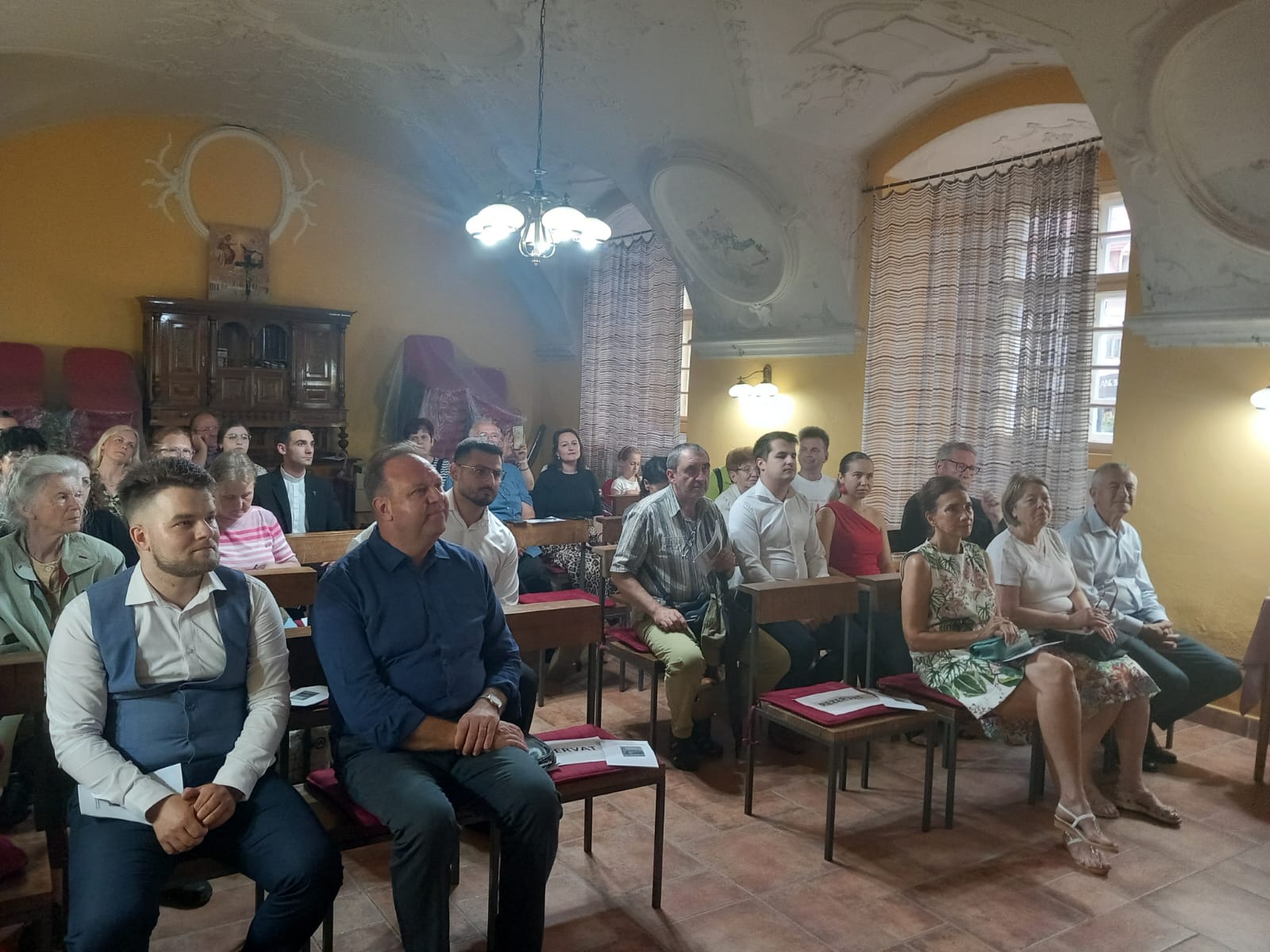 Parohul Bisercii Romano-Catolice din Piaţa Mare, Birton Robert Attila: „De-a lungul celor trei secole, biserica noastră nu a rămas doar un monument de arhitectură”