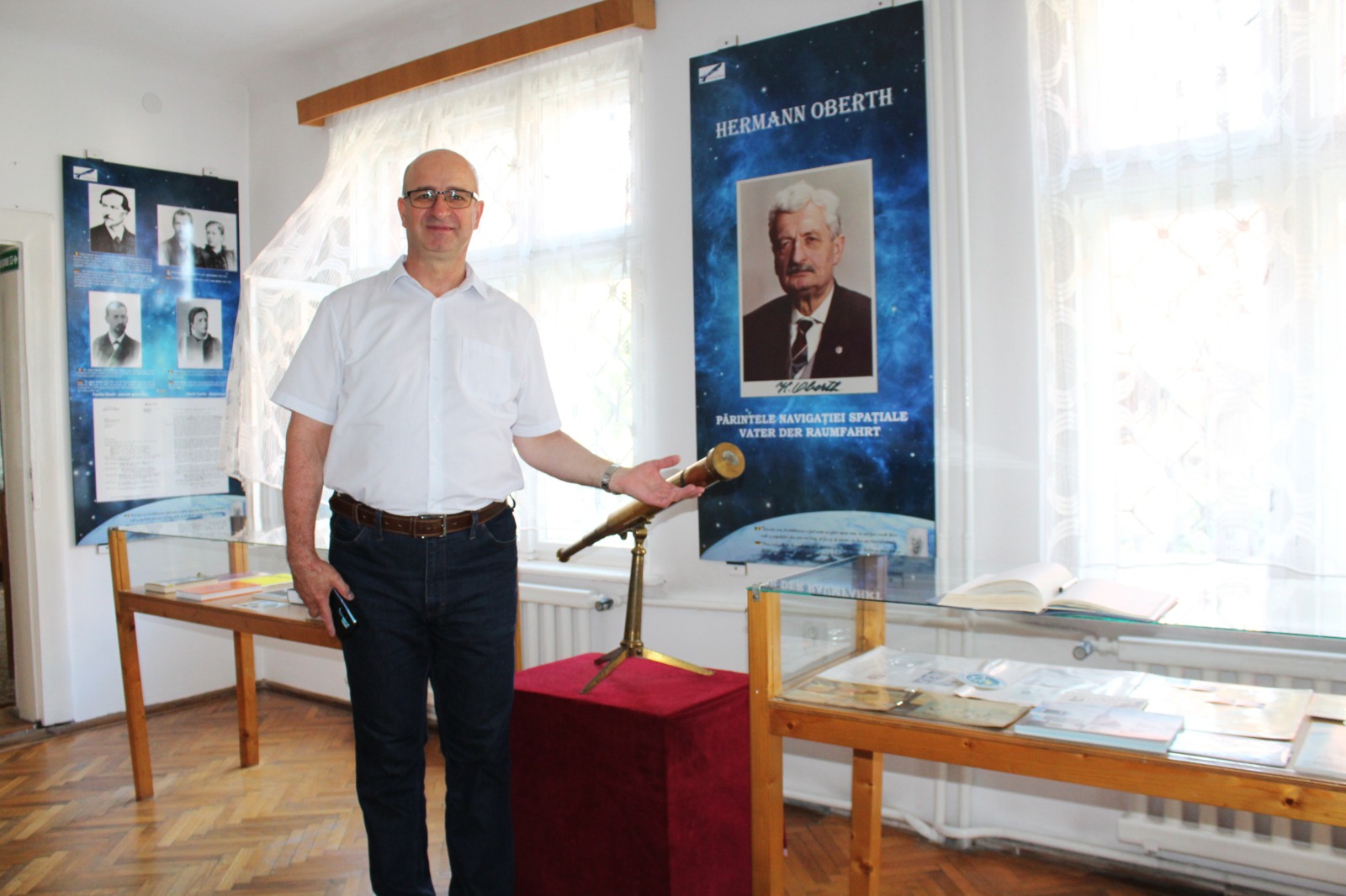„Opriți-l, îmi fură formula!” Povestiri mai puțin știute despre Hermann Oberth, geniul din Mediaș