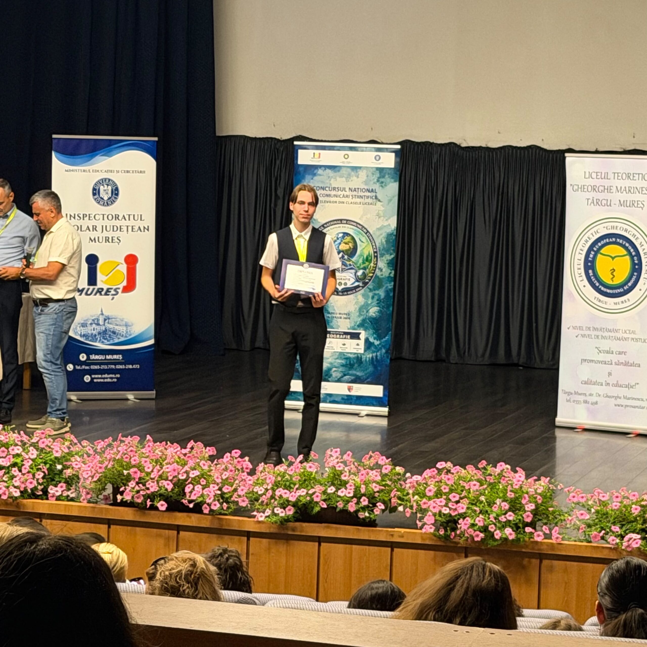 Elev din Mediaș, premiat la etapa națională a Sesiunii de comunicări științifice la geografie