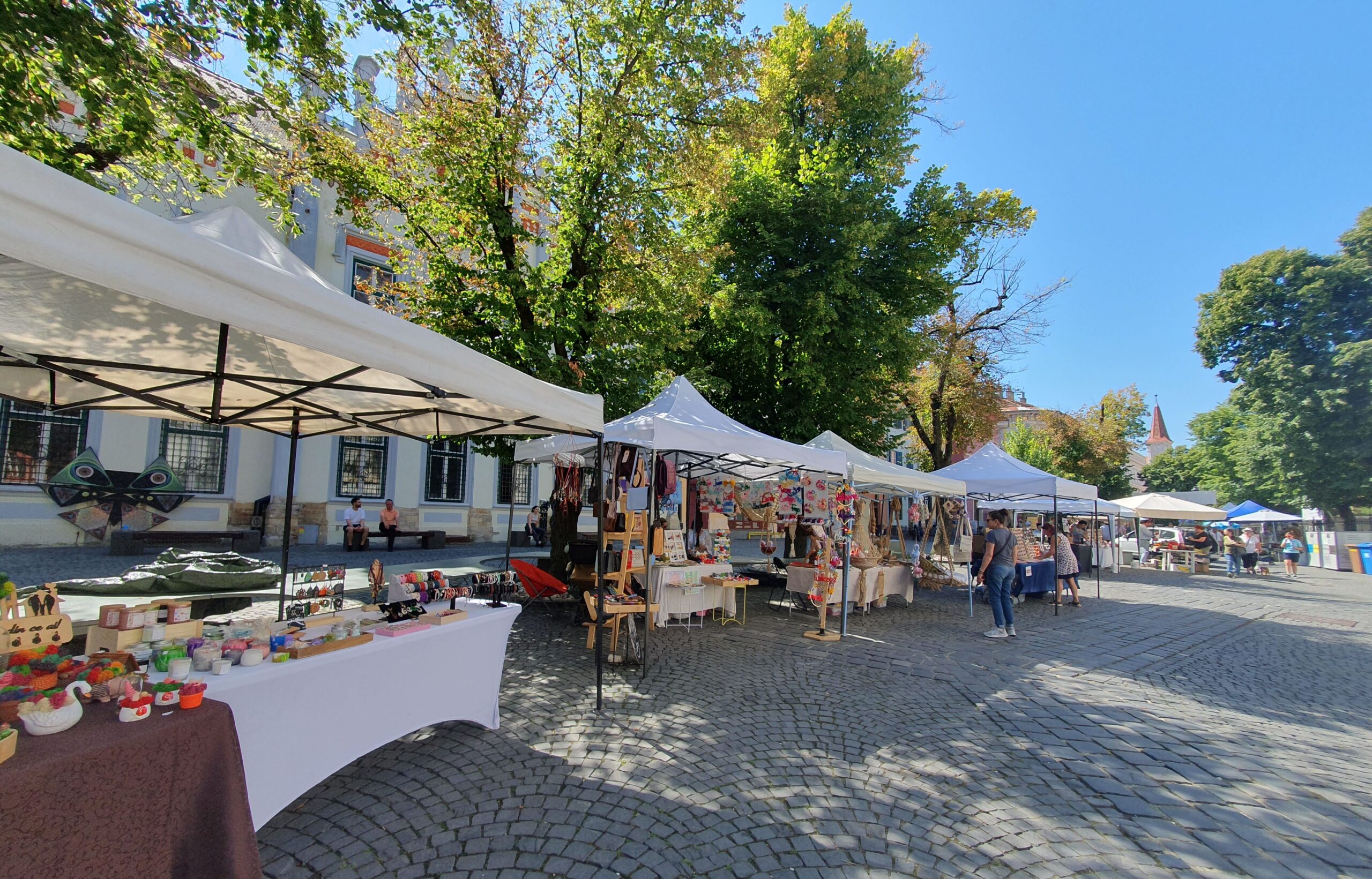 Artizan Huet revine în ultimul weekend din august. 30 de spații disponibile în Piața Huet