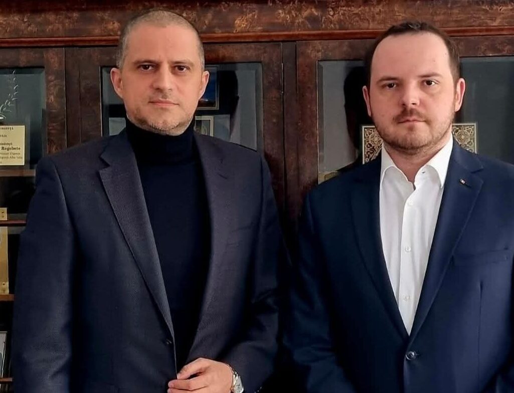 (P) „SIBIENII MERITĂ ADEVĂRUL, NU GĂLĂGIE POLITICĂ!