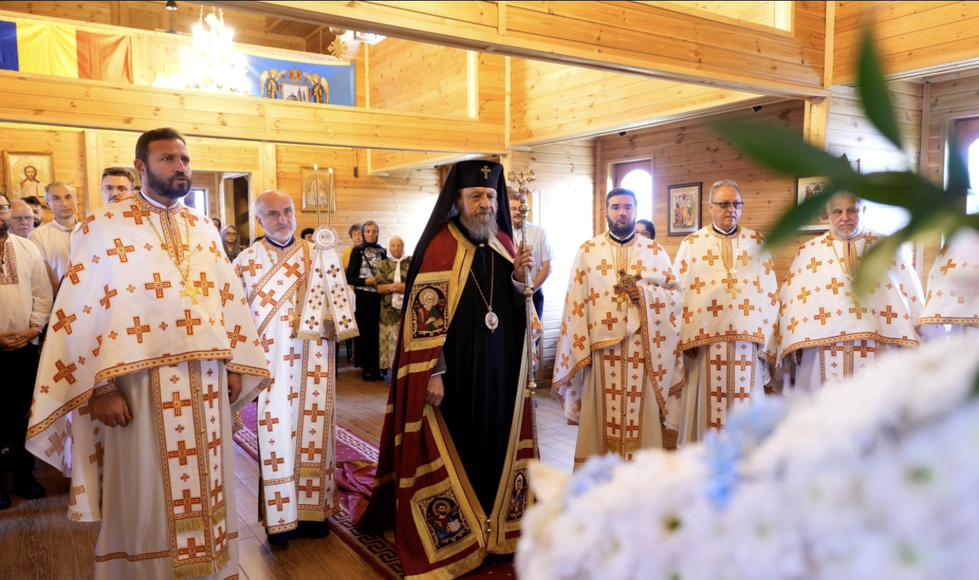 Mitropolitul Laurențiu, prezent la hramul bisericii din Cartierul Arhitecților