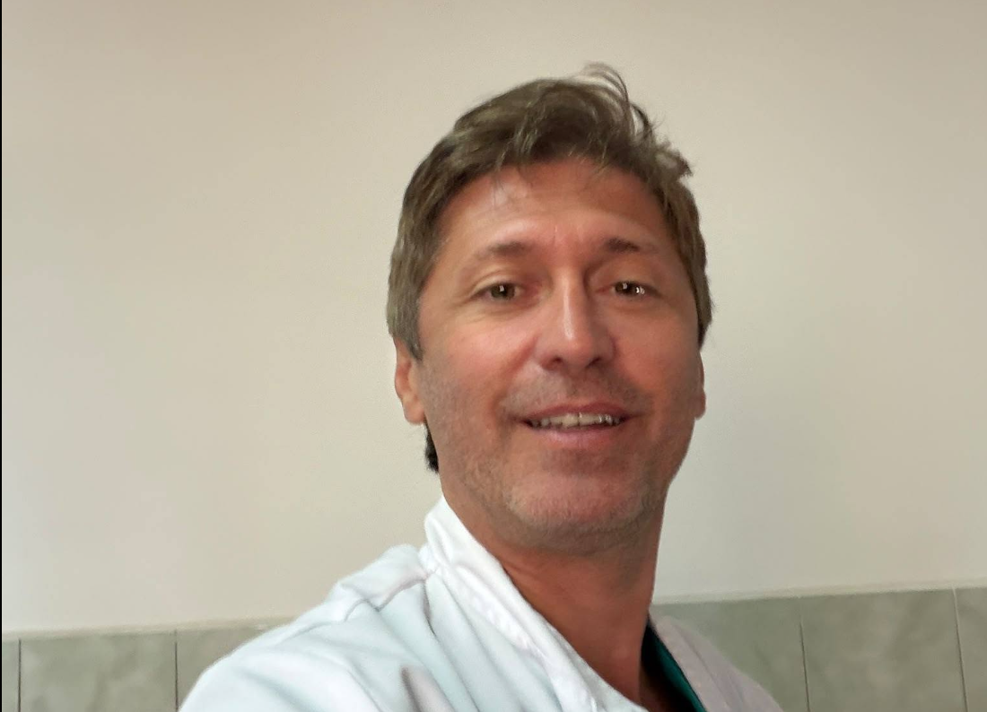 Când o durere poate ascunde o urgență chirurgicală. Medicul sibian explică semnele care nu trebuie ignorate