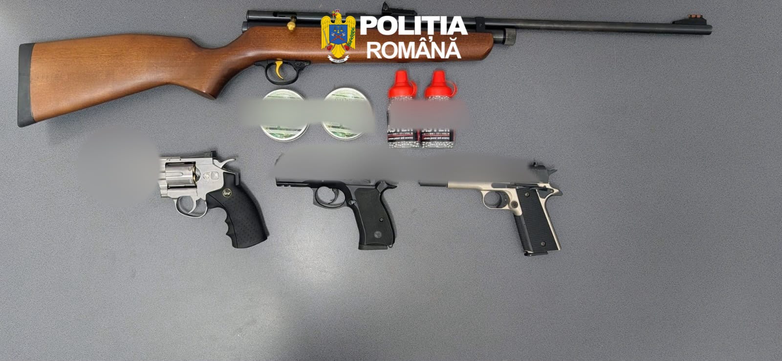 Arme cumpărate din străinătate și deținute fără drept. Cinci sibieni, cercetați de polițiști