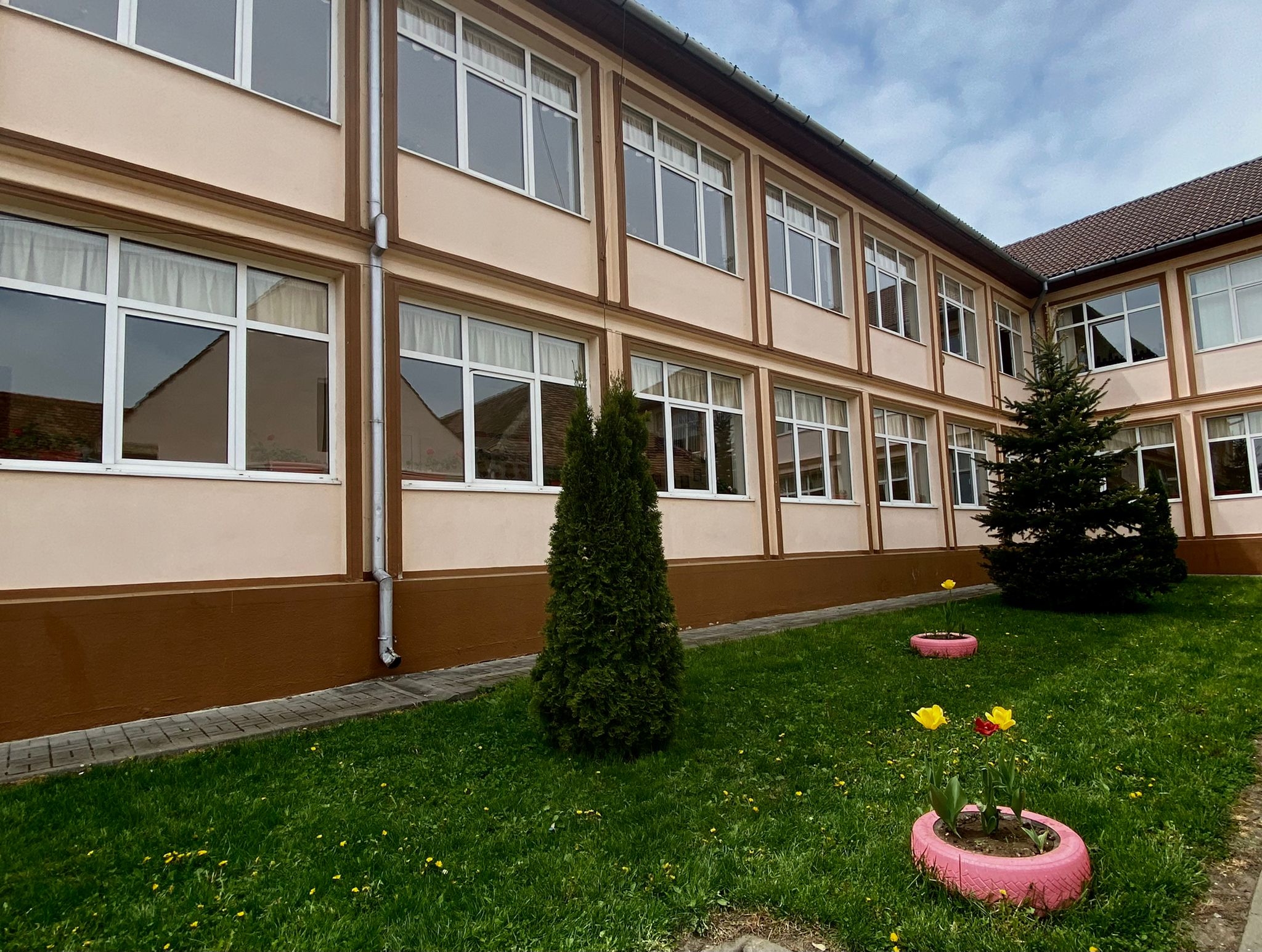 MIERCUREA SIBIULUI: Condiţii de studiu mai bune la Liceul Tehnologic „Ilie Măcelariu”