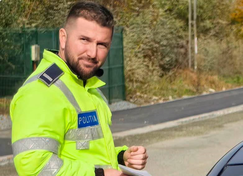 Mobilizare generală pentru polițistul sibian grav rănit într-un accident. Colegii, sindicatul și Primăria Avrig fac apel la donații