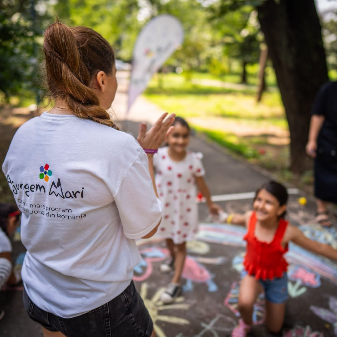 Ajungem MARI caută 40 de voluntari în Sibiu pentru copiii instituționalizați