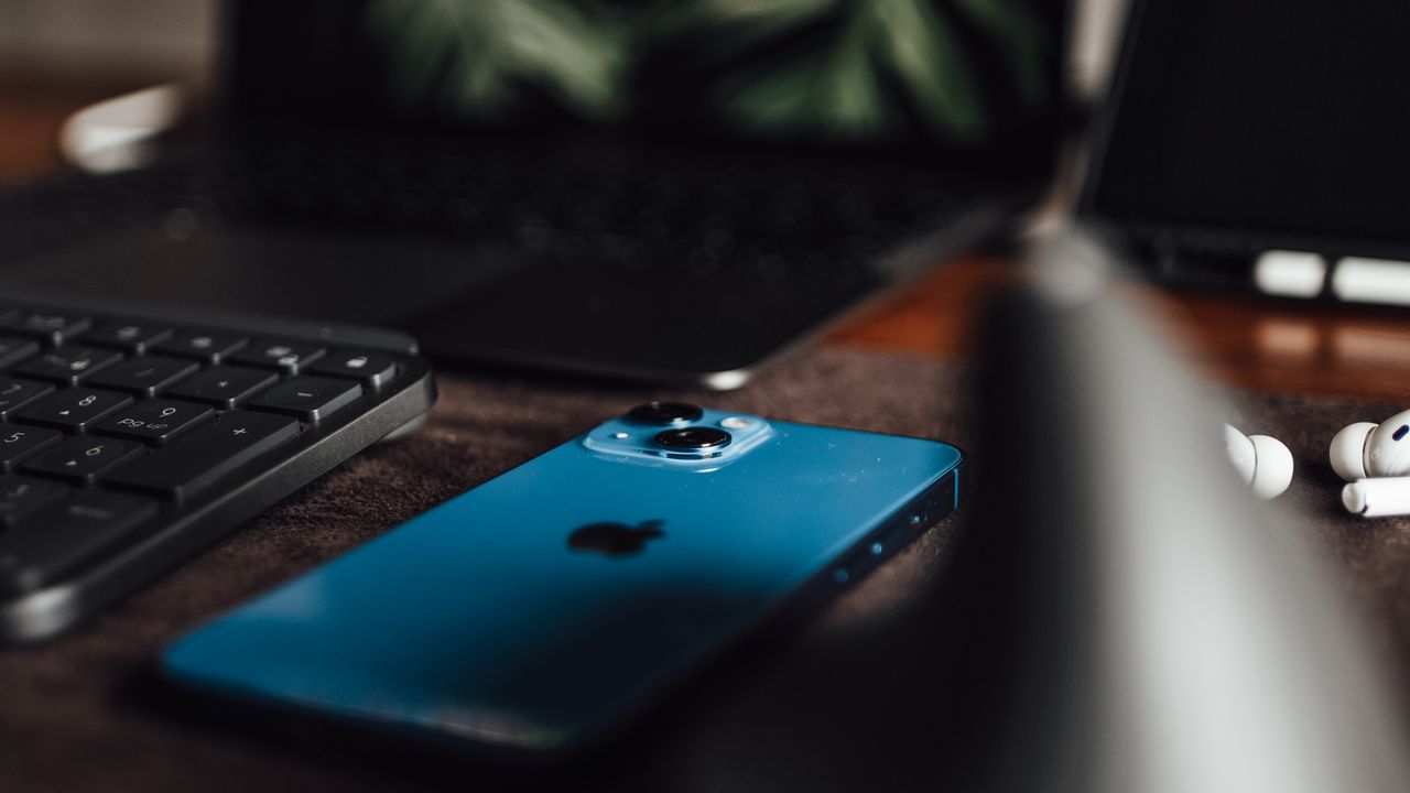 Cum profiți la maximum de camera cu apertură variabilă a iPhone 18, pas cu pas 