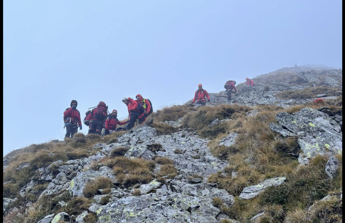 Intervenție extremă în Munții Făgăraș: 34 de ore pentru recuperarea unui turist decedat