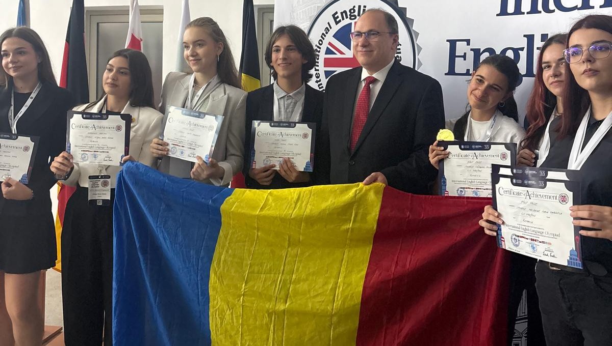 Elev sibian, premiat la Olimpiada Internațională de Limba Engleză. Tudor Giurca a obținut Premiul al III-lea